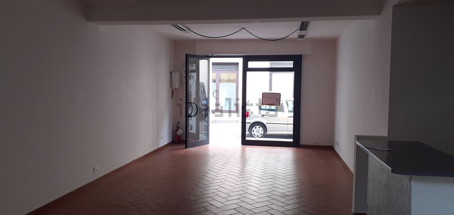 ufficio in affitto a Bagno a Ripoli in zona Grassina