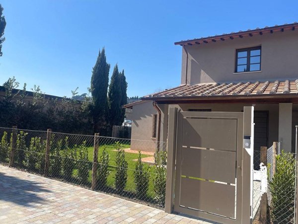 appartamento in affitto a Bagno a Ripoli in zona Vallina