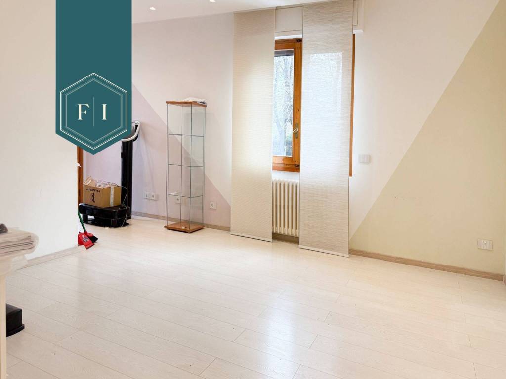 ufficio in affitto a Bagno a Ripoli in zona Grassina