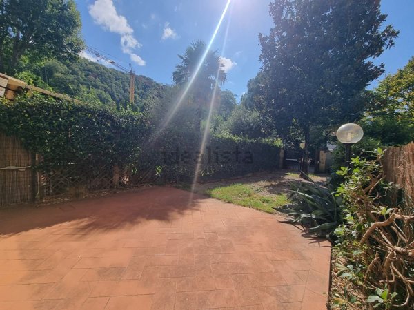 appartamento in affitto a Bagno a Ripoli in zona Vallina