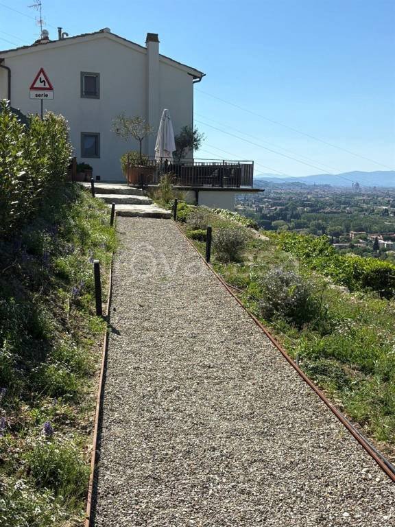 appartamento in affitto a Bagno a Ripoli in zona Candeli