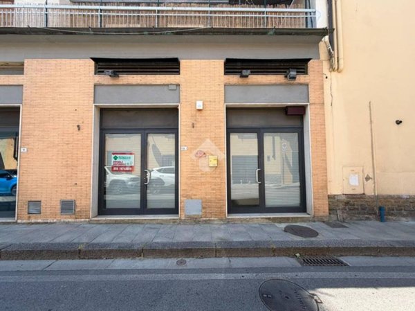 negozio in affitto a Bagno a Ripoli in zona Grassina
