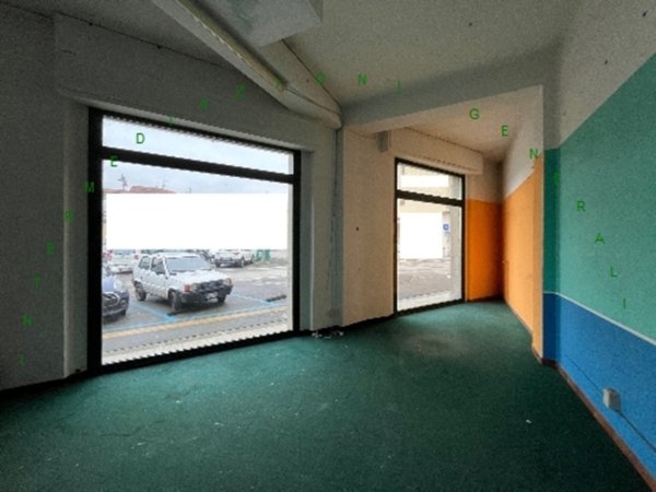 locale commerciale in affitto a Borgo San Lorenzo