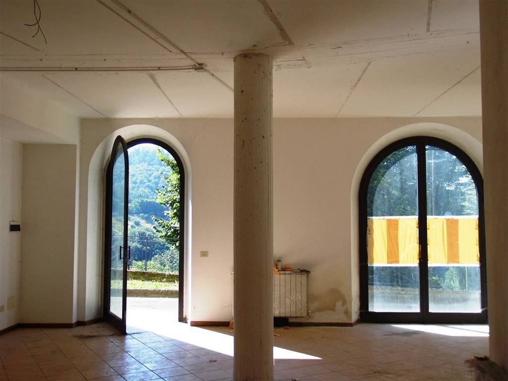 negozio in affitto a Borgo San Lorenzo