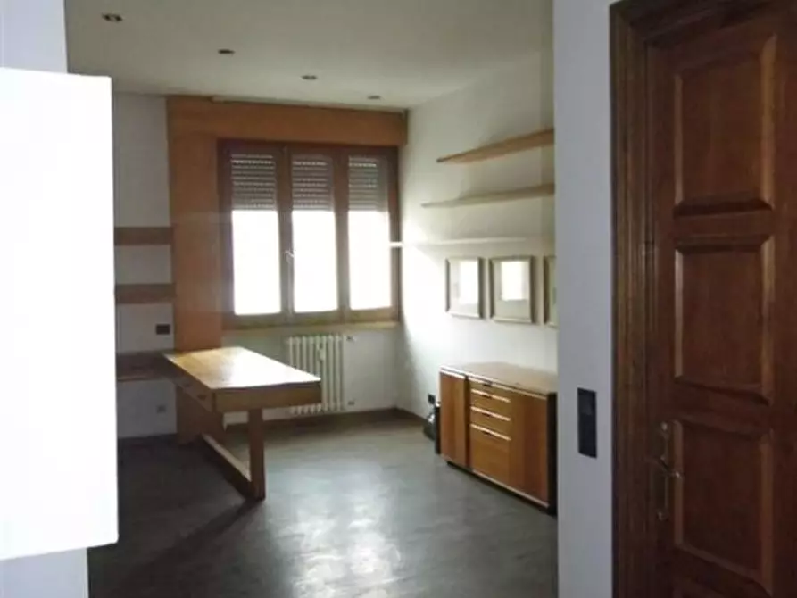 locale commerciale in affitto a Borgo San Lorenzo