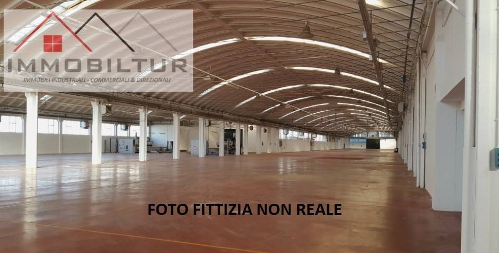 locale commerciale in affitto a Calenzano