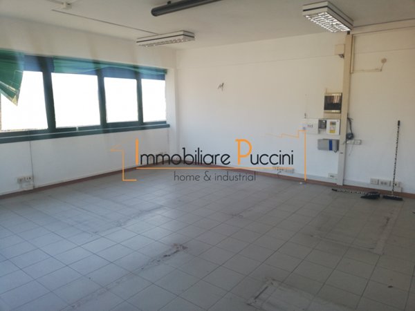 ufficio in affitto a Calenzano