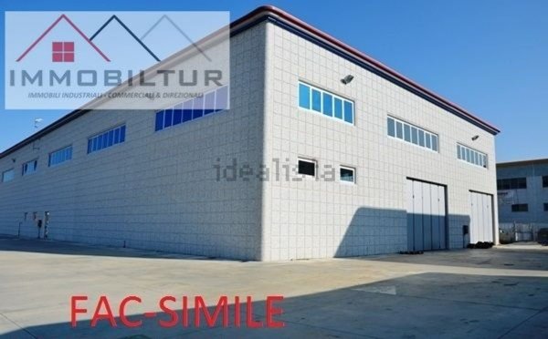 capannone in affitto a Calenzano