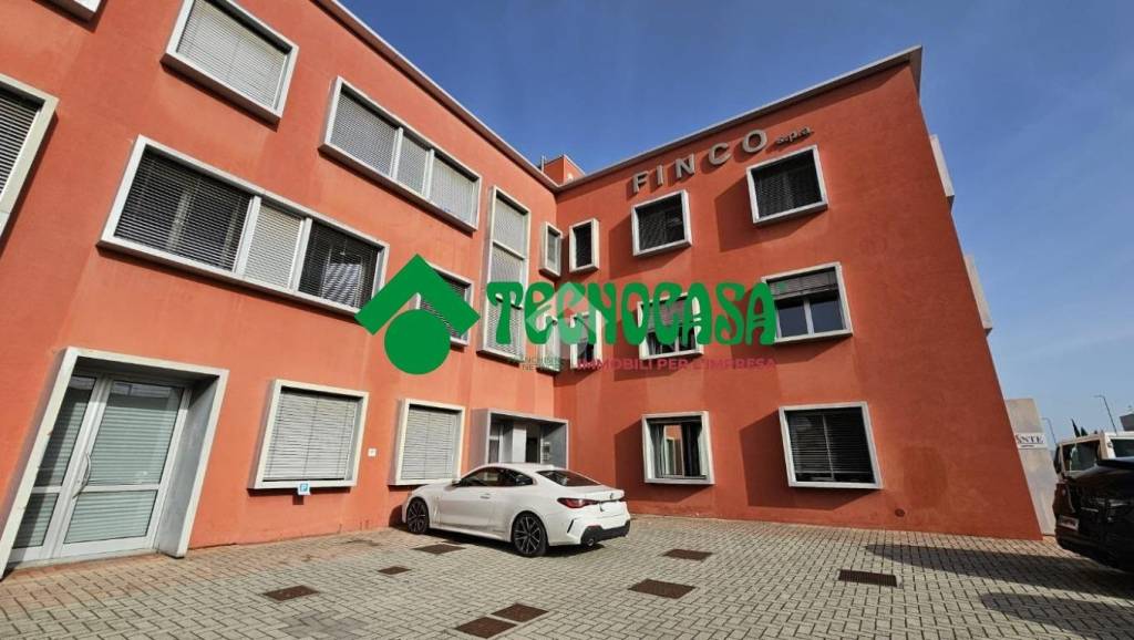 ufficio in affitto a Calenzano