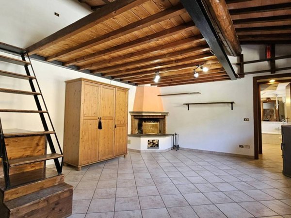 appartamento in affitto a Calenzano in zona Croci di Calenzano