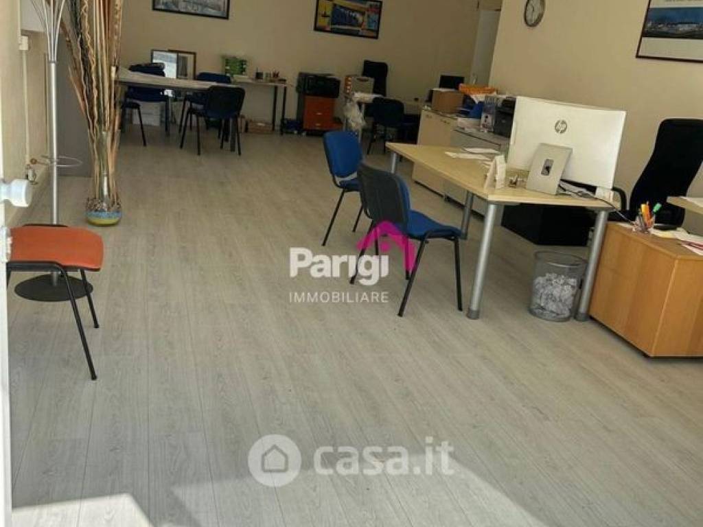ufficio in affitto a Calenzano