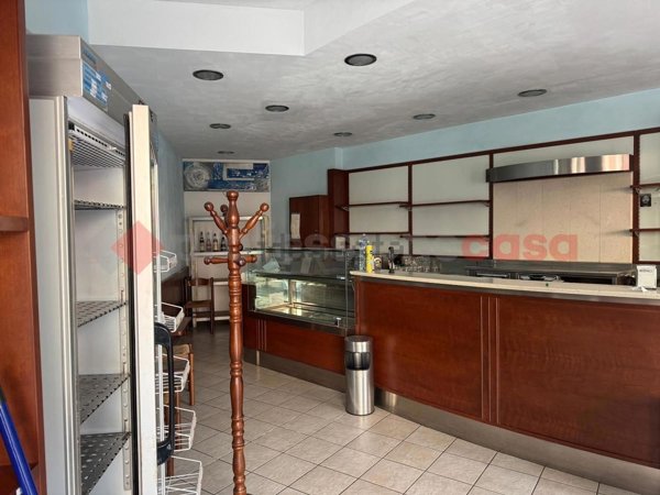 locale commerciale in affitto a Calenzano in zona San Donato