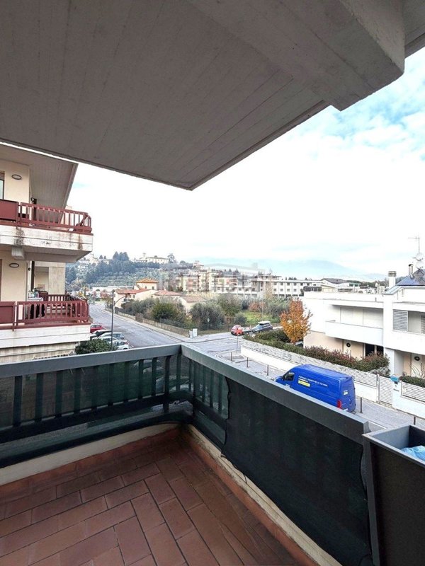 appartamento in affitto a Calenzano