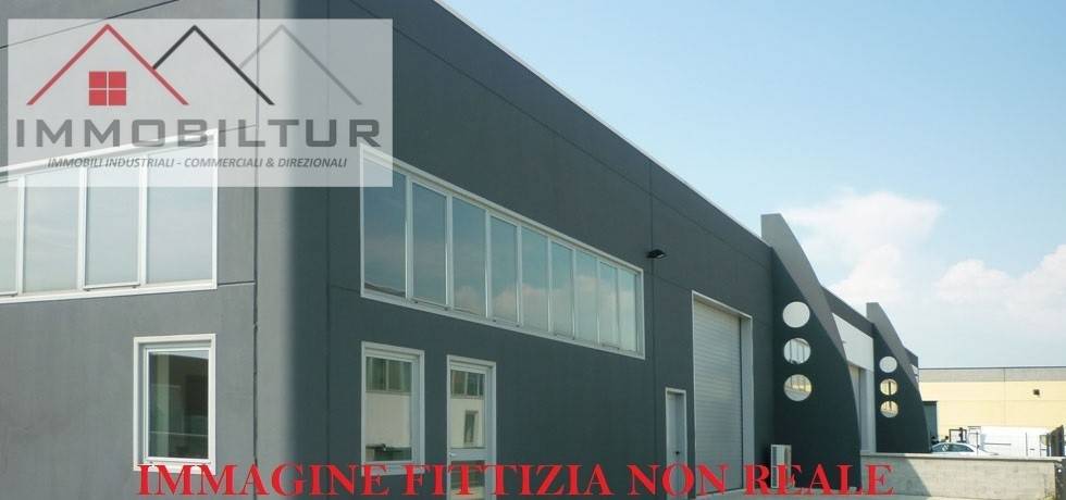 locale commerciale in affitto a Calenzano