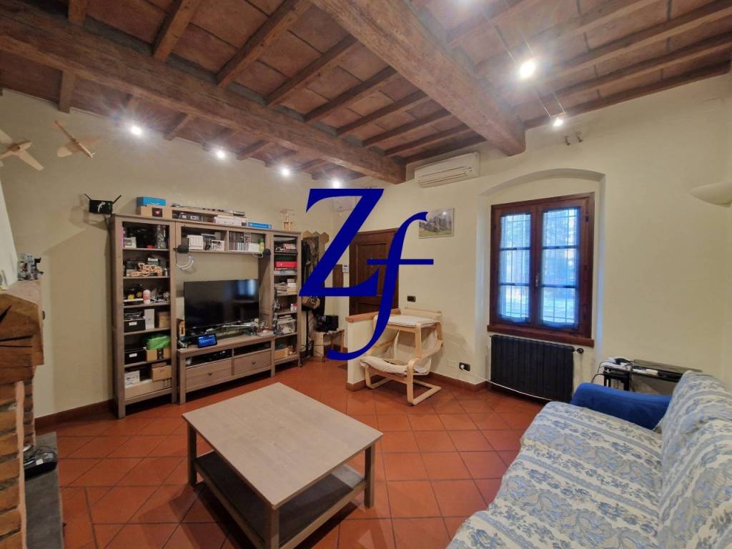 casa indipendente in affitto a Calenzano