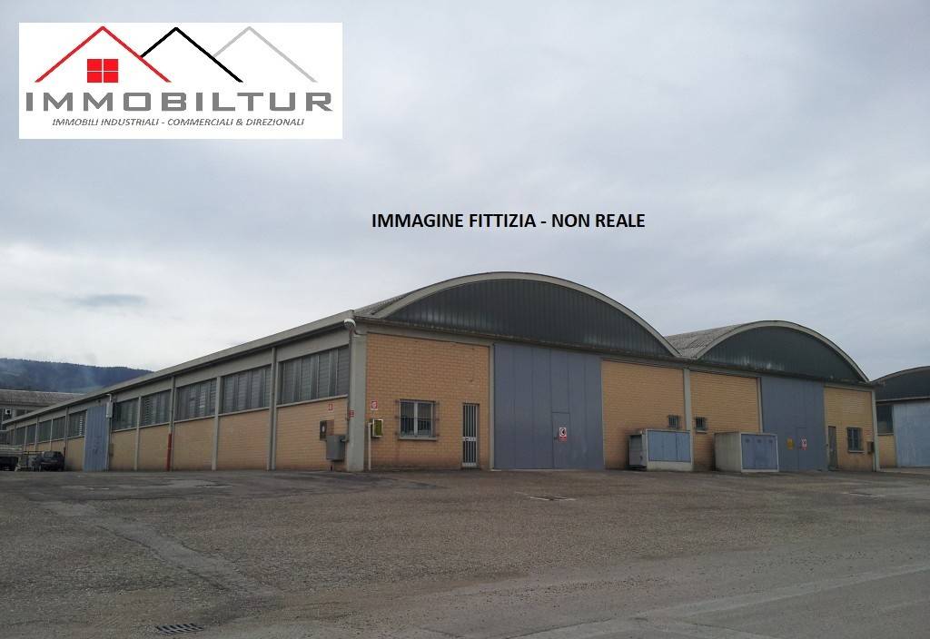 locale commerciale in affitto a Calenzano