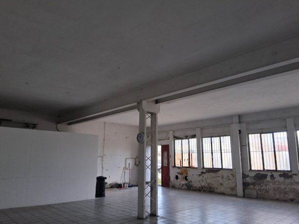 ufficio in affitto a Campi Bisenzio in zona San Donnino