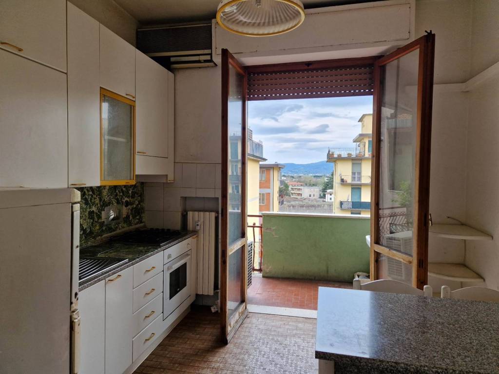 appartamento in affitto a Campi Bisenzio