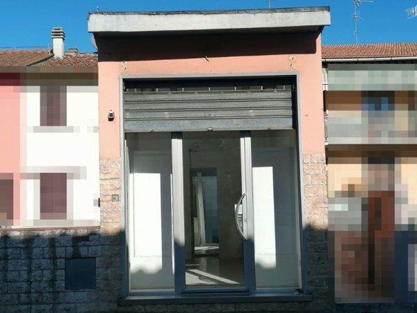negozio in affitto a Campi Bisenzio in zona San Cresci