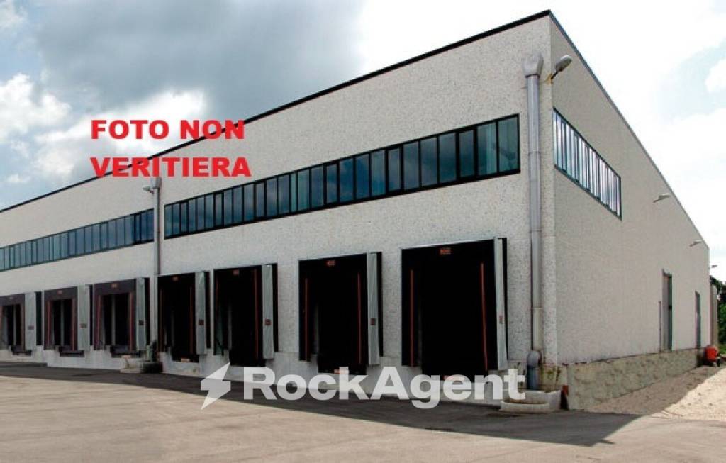 capannone in affitto a Campi Bisenzio in zona Confini