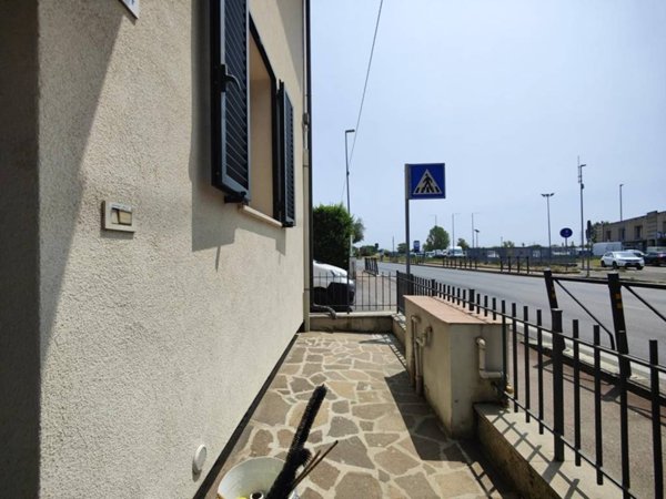 casa indipendente in affitto a Campi Bisenzio