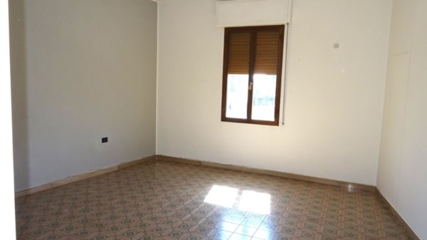 ufficio in affitto a Campi Bisenzio