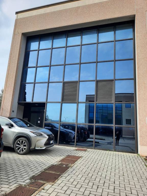 ufficio in affitto a Campi Bisenzio