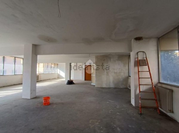 ufficio in affitto a Campi Bisenzio