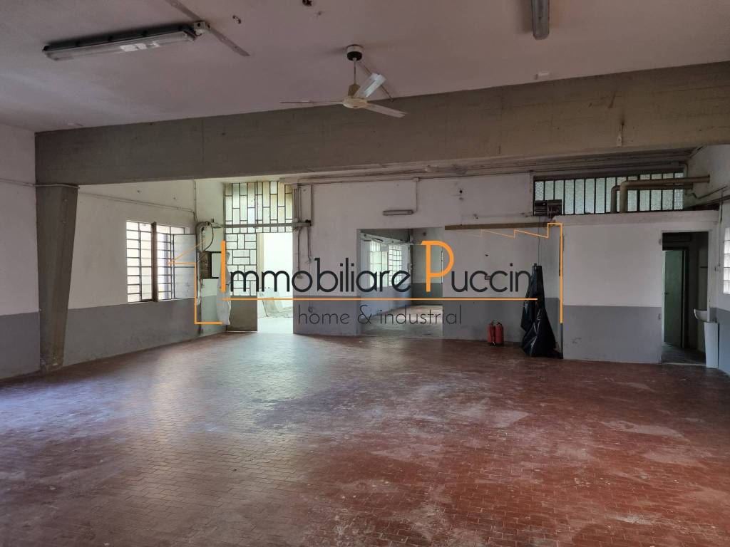 locale commerciale in affitto a Campi Bisenzio