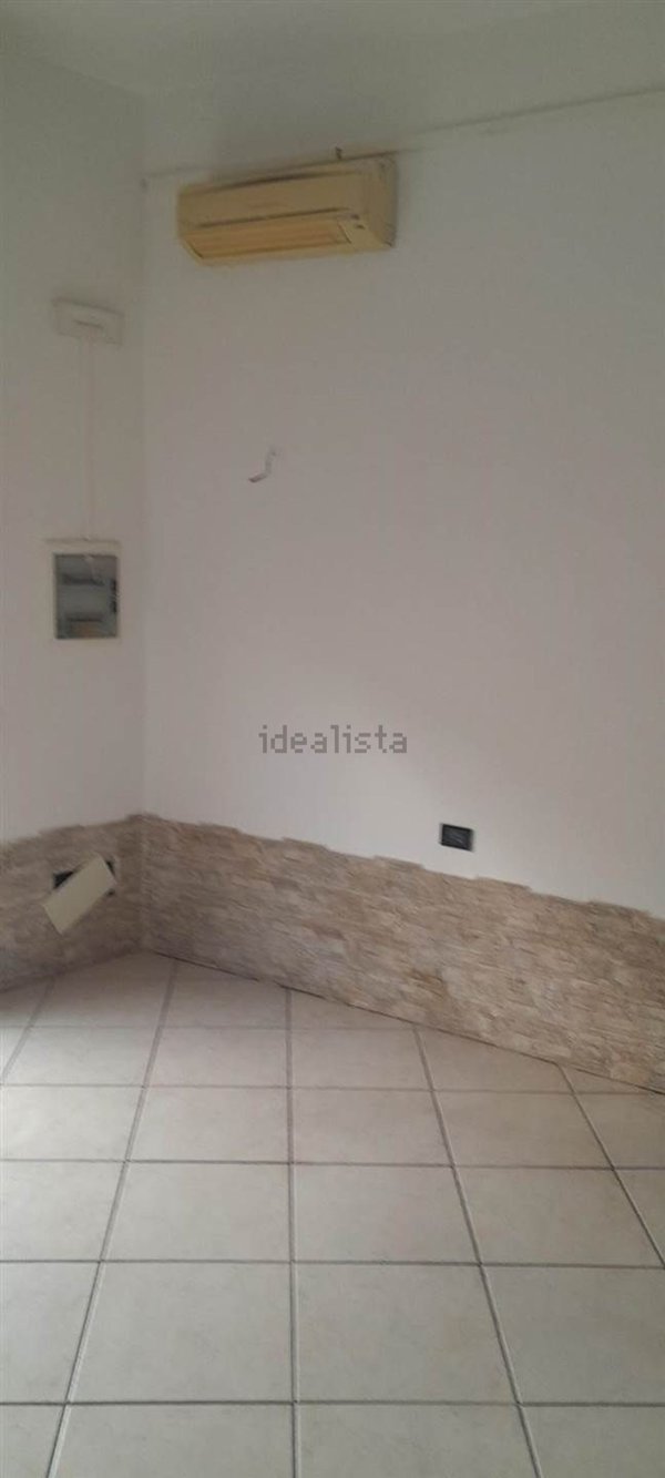 locale commerciale in affitto a Campi Bisenzio in zona Capalle