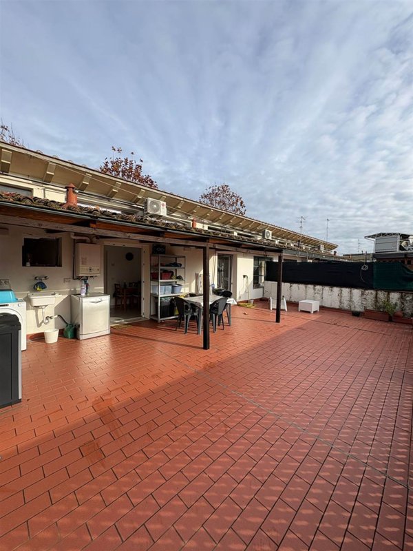 appartamento in affitto a Campi Bisenzio