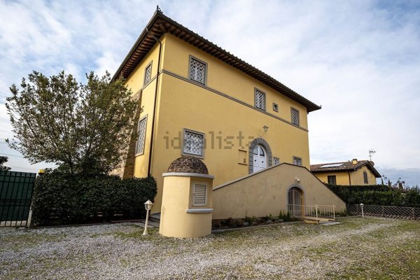 appartamento in affitto a Campi Bisenzio