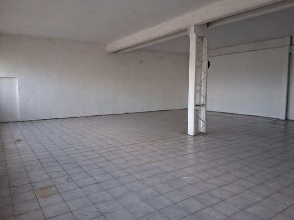 ufficio in affitto a Campi Bisenzio in zona San Donnino