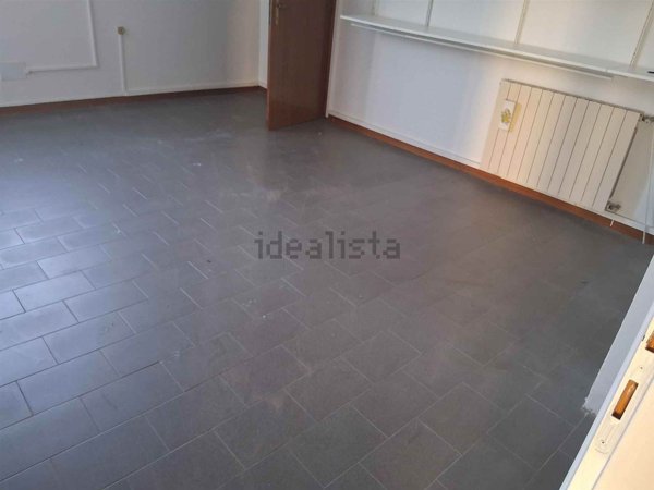 locale di sgombero in affitto a Campi Bisenzio in zona San Donnino