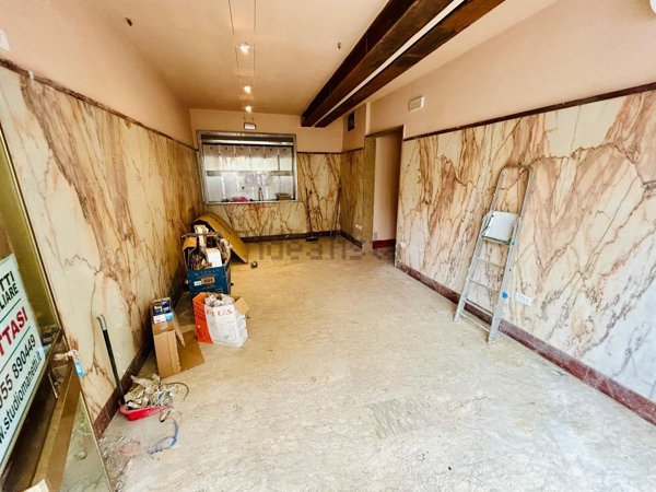 ufficio in affitto a Campi Bisenzio