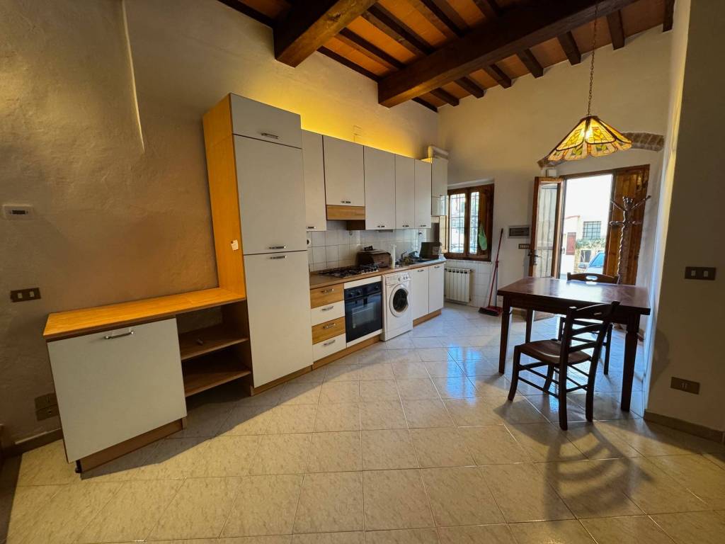 appartamento in affitto a Campi Bisenzio