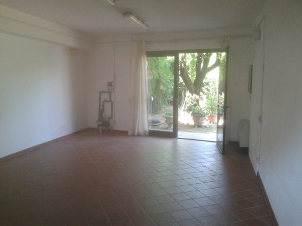 locale di sgombero in affitto a Campi Bisenzio in zona San Piero a Ponti