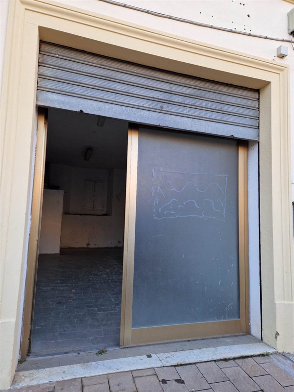 box auto in affitto a Campi Bisenzio