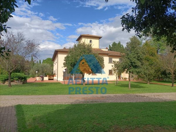 casa indipendente in affitto a Capraia e Limite in zona Limite sull' Arno