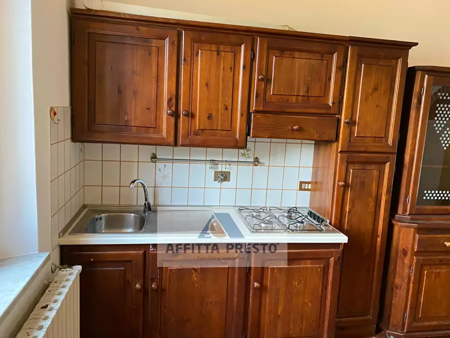 appartamento in affitto a Capraia e Limite in zona Castra