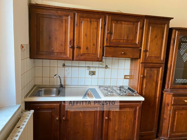 appartamento in affitto a Capraia e Limite in zona Castra