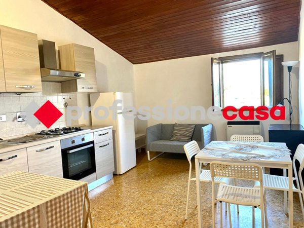 appartamento in affitto a Capraia e Limite in zona Limite sull' Arno