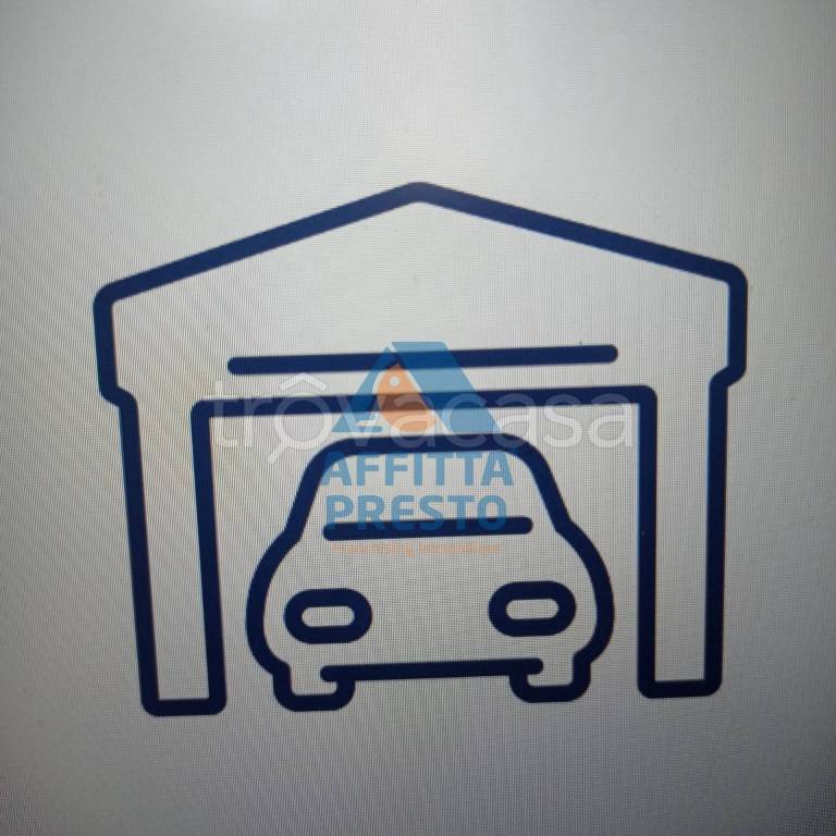 locale di sgombero in affitto a Capraia e Limite in zona Limite sull' Arno