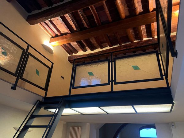 locale commerciale in affitto a Capraia e Limite in zona Limite sull' Arno