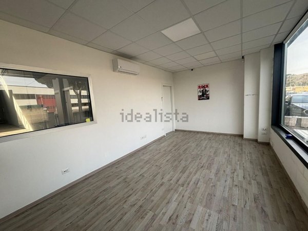 capannone in affitto a Capraia e Limite