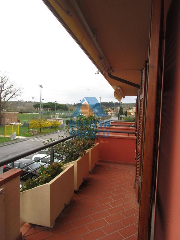 appartamento in affitto a Capraia e Limite in zona Limite sull' Arno