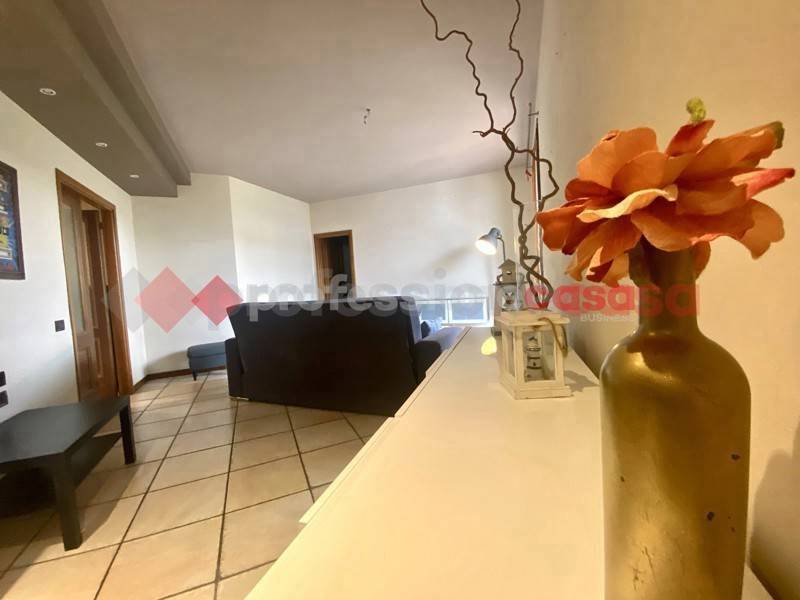 appartamento in affitto a Capraia e Limite