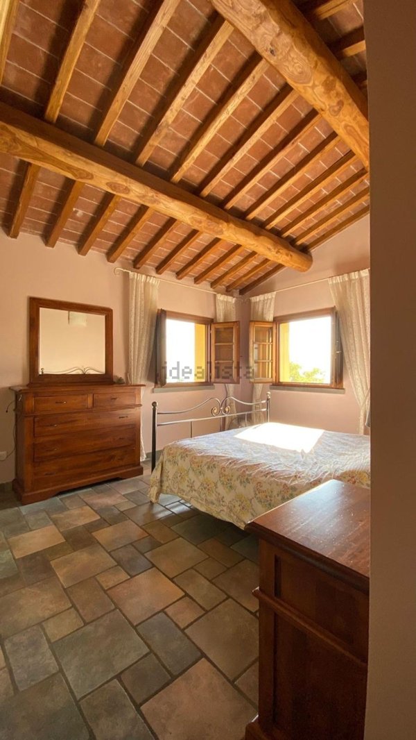 appartamento in affitto a Capraia e Limite in zona Castra