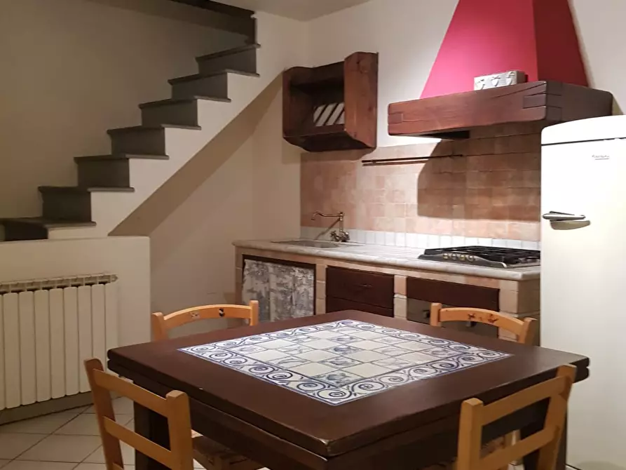 appartamento in affitto a Capraia e Limite in zona Castra