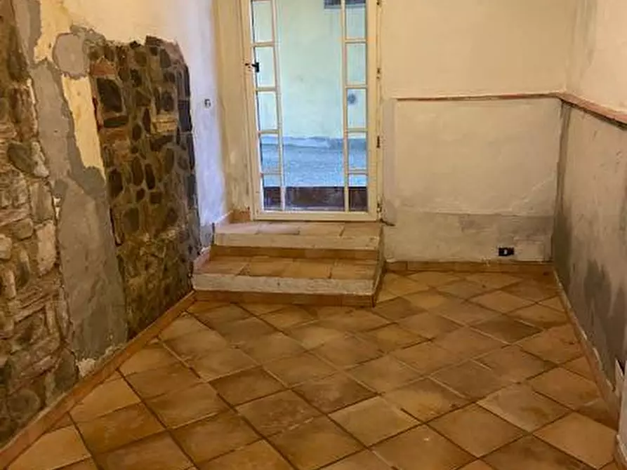 appartamento in affitto a Capraia e Limite in zona Castra